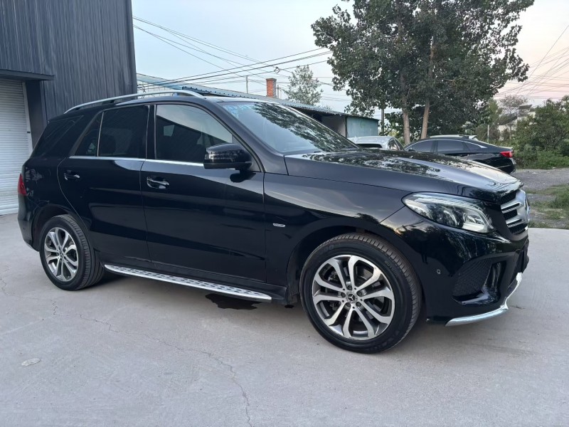 徐州19年奔驰GLE2