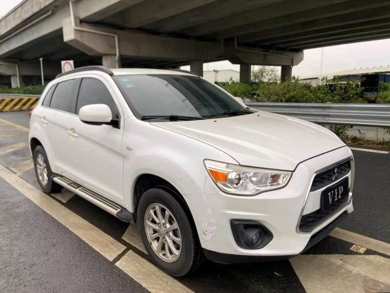 广州14年三菱劲炫3