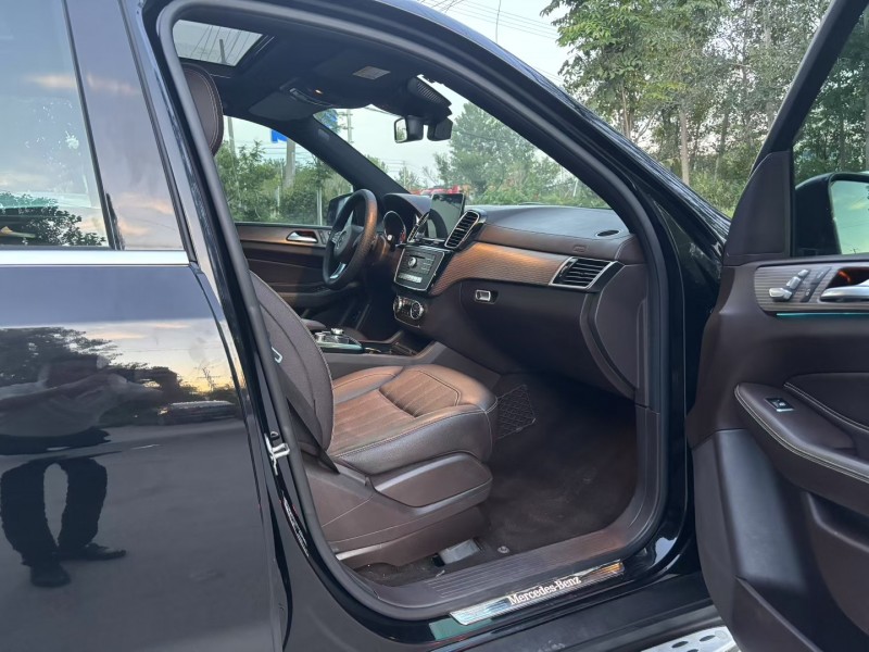 徐州19年奔驰GLE7