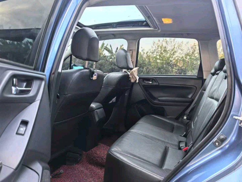 广州14年斯巴鲁森林人7