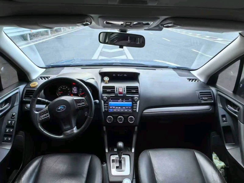 广州14年斯巴鲁森林人8