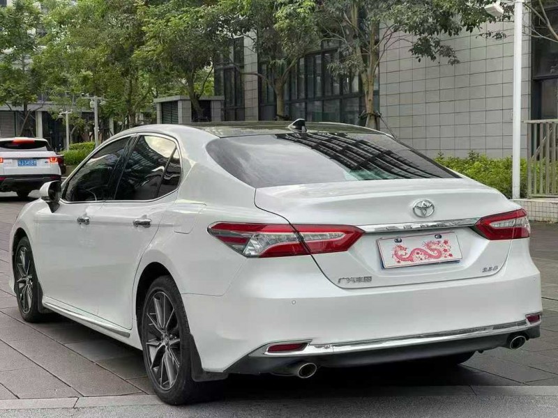 佛山24年丰田凯美瑞7