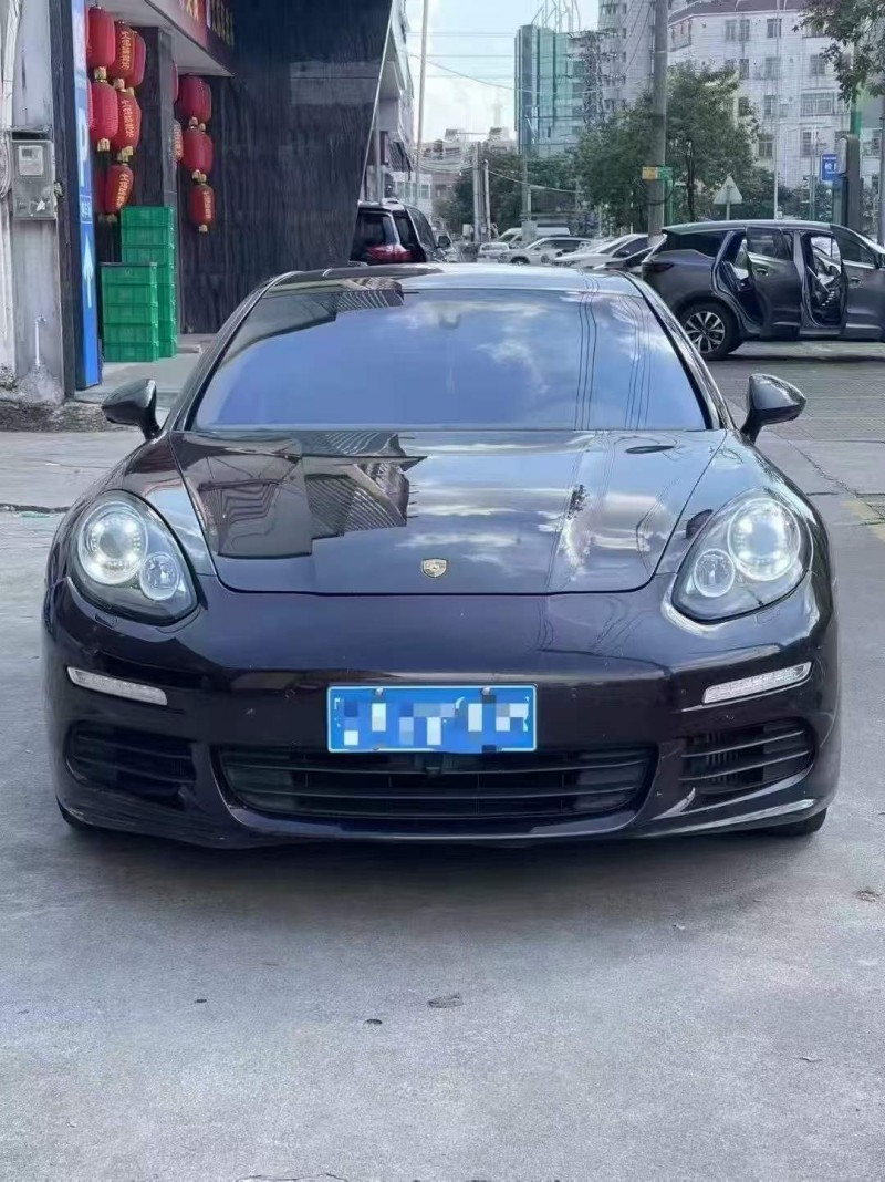 广州14年保时捷帕拉梅拉1
