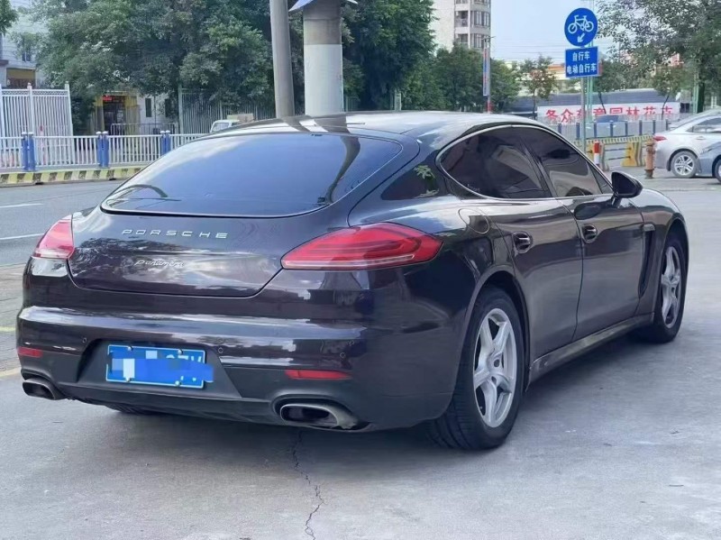 广州14年保时捷帕拉梅拉8
