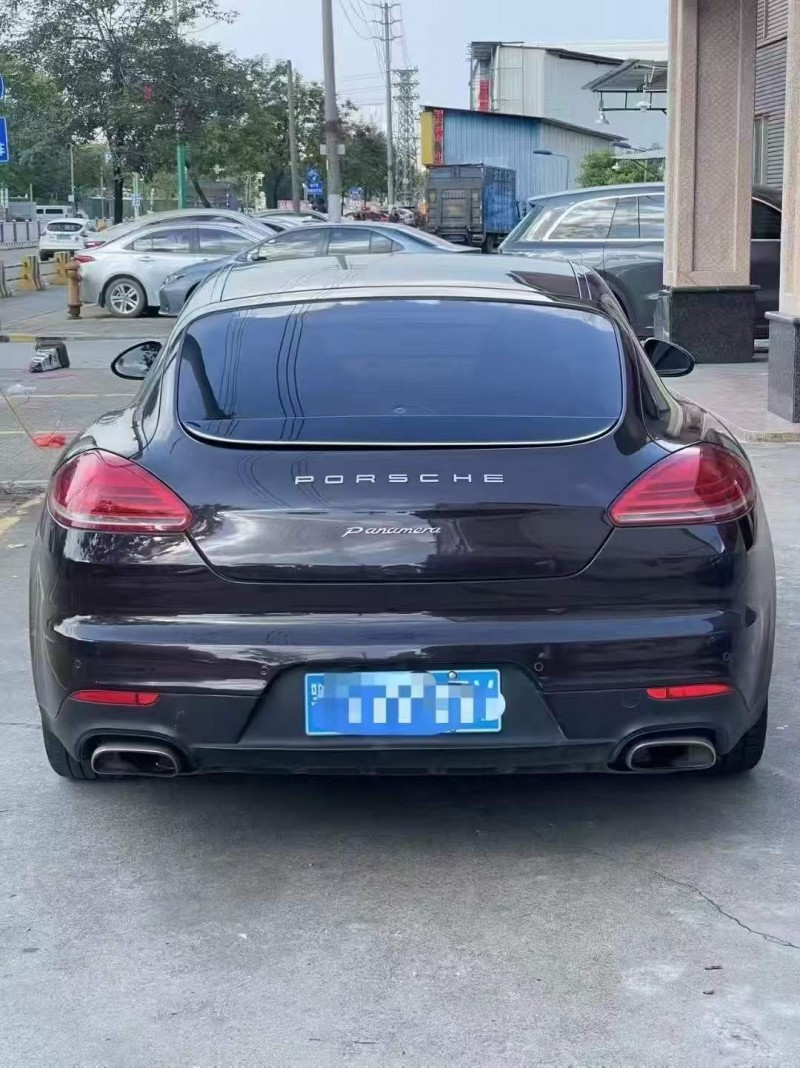 广州14年保时捷帕拉梅拉9