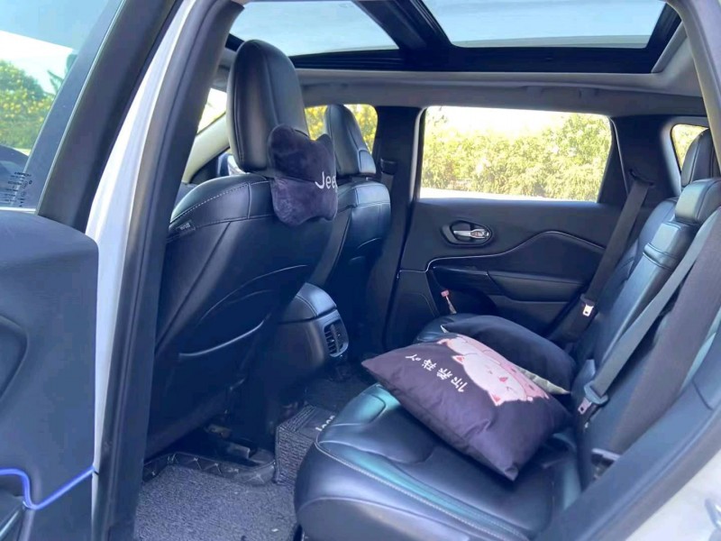 广州14年Jeep自由光7