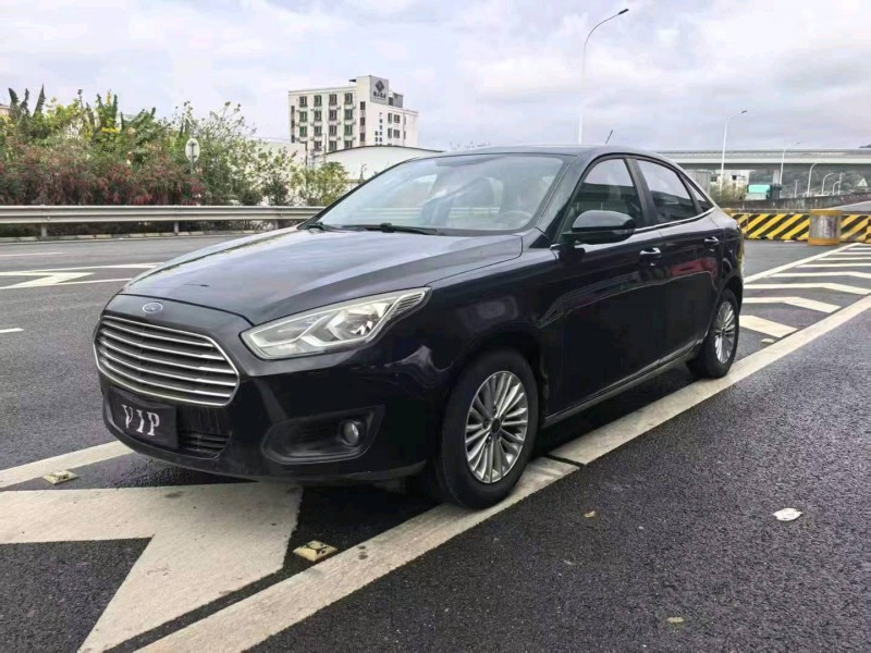 广州16年福特福睿斯2