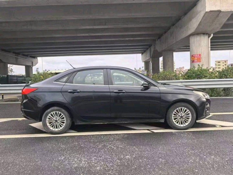 广州16年福特福睿斯6