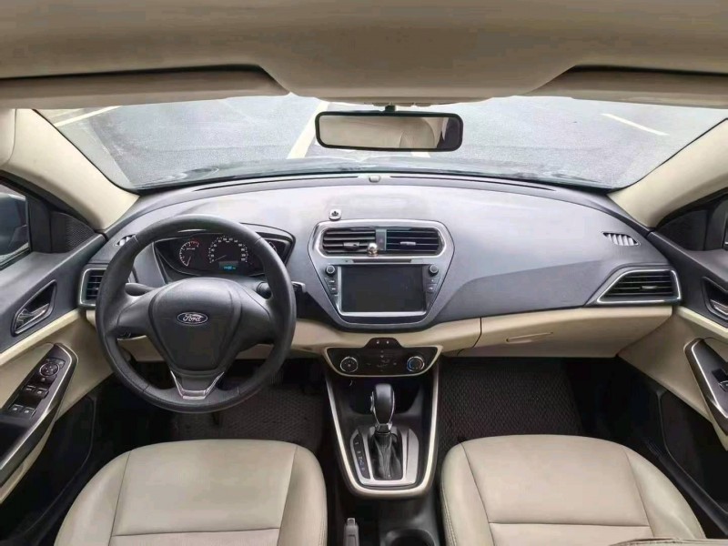 广州16年福特福睿斯7