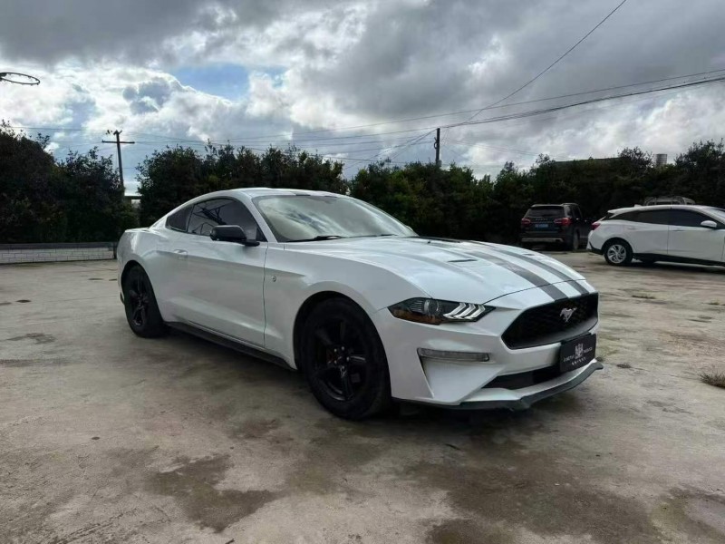 毕节20年福特野马3