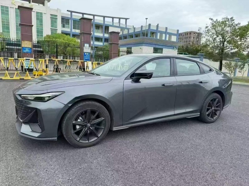 深圳25年长安汽车UNI3