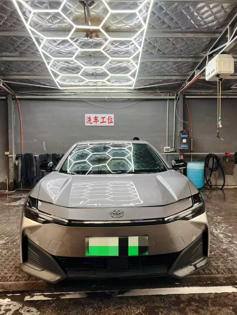 潍坊23年丰田BZ3Pro1