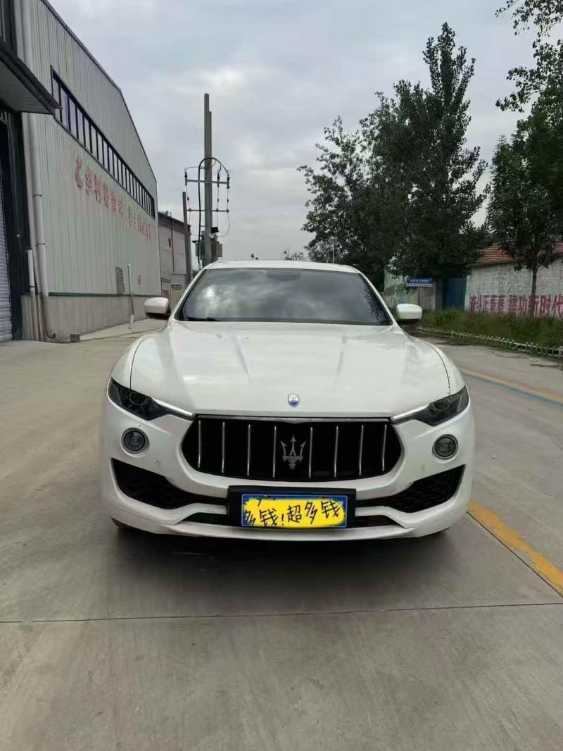 菏泽17年玛莎拉蒂Levante1