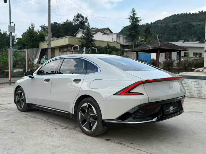 毕节24年五菱汽车星光7