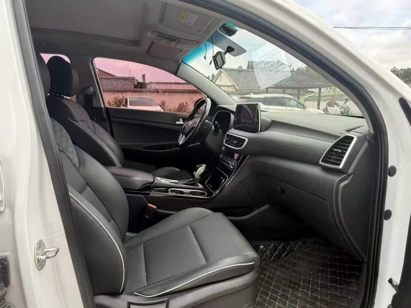 毕节20年现代途胜5