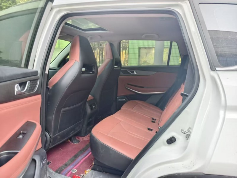 成都24年长安汽车CS754