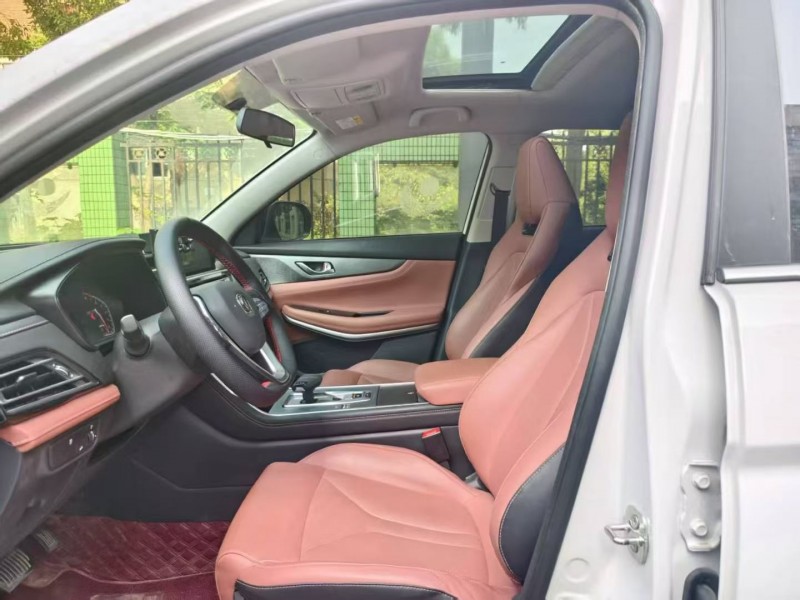 成都24年长安汽车CS756