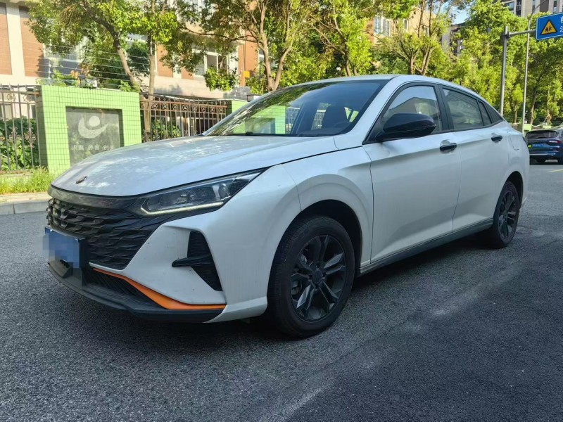 成都25年东风奕炫2