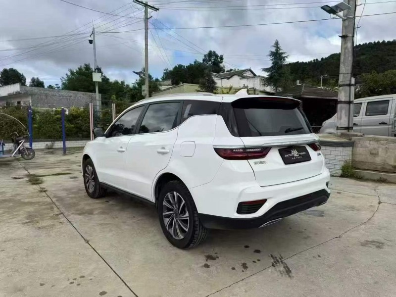 毕节20年吉利远景9