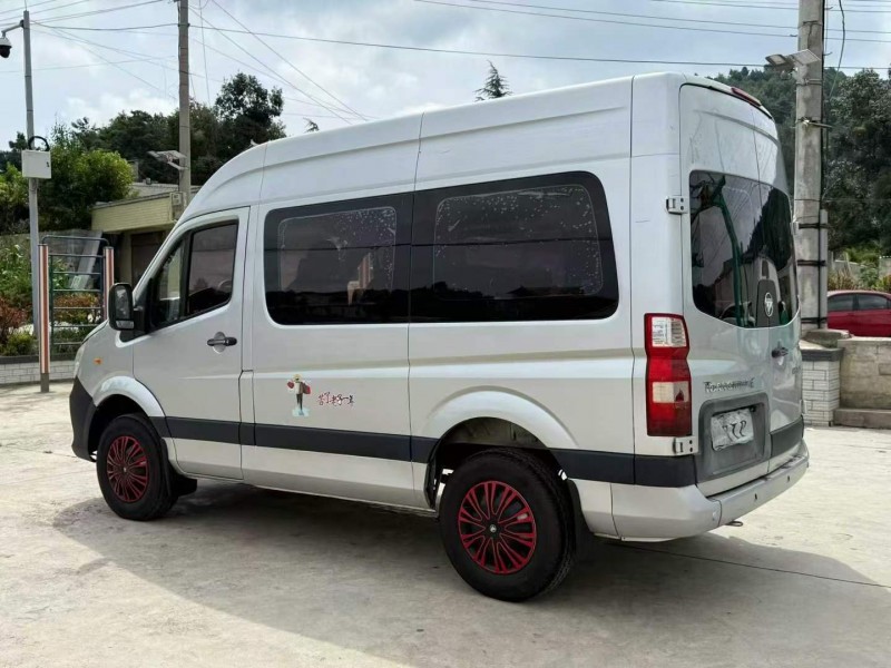 毕节19年福田图雅诺8