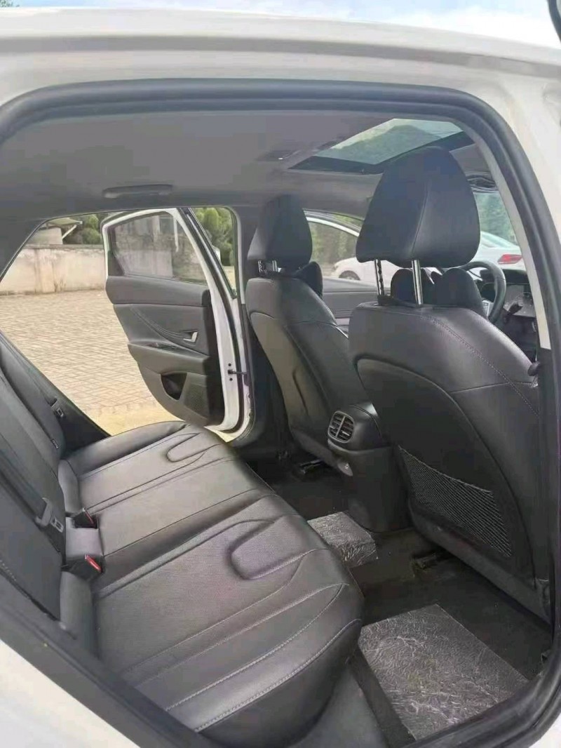 厦门23年现代伊兰特6