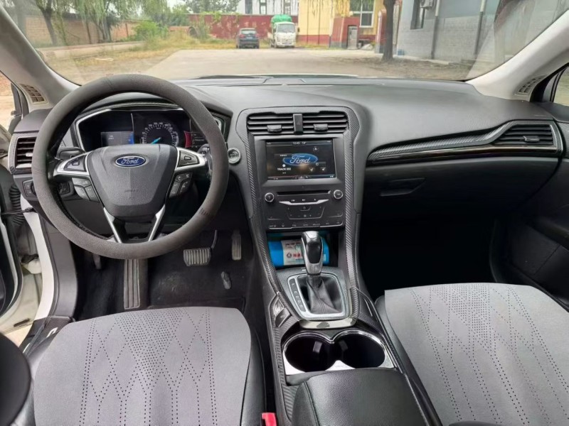 保定14年福特蒙迪欧8