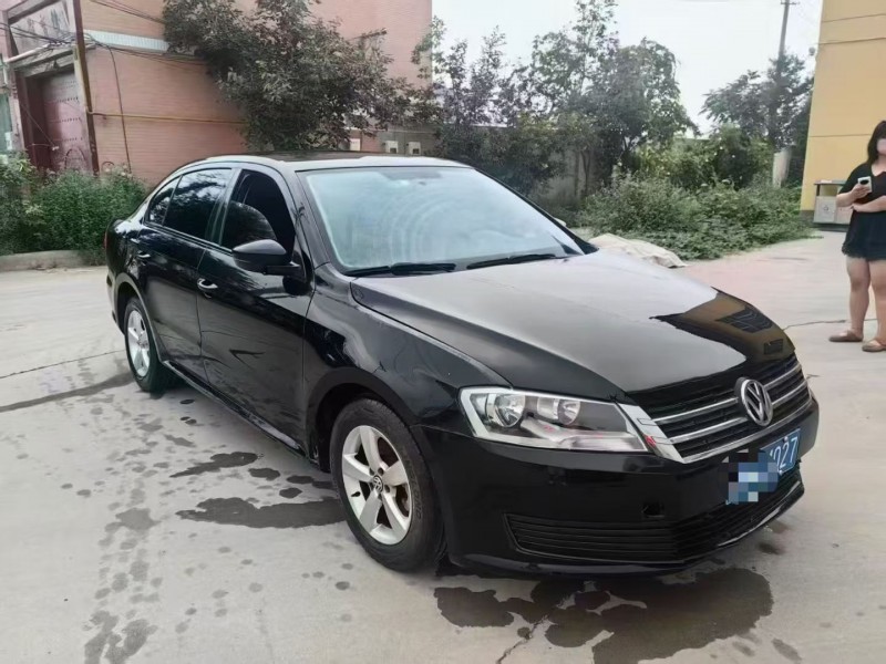 保定17年大众朗逸2