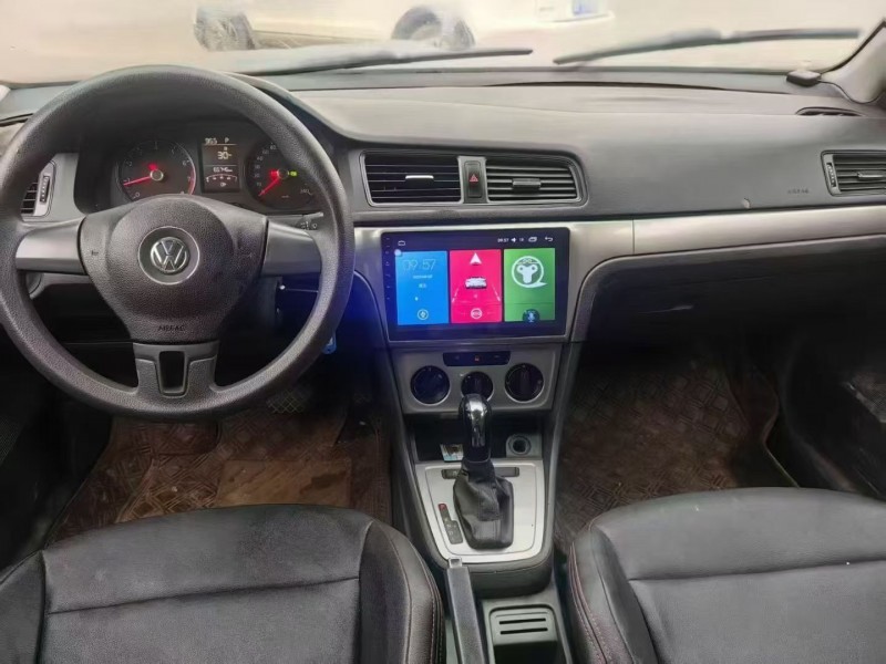 保定17年大众朗逸8