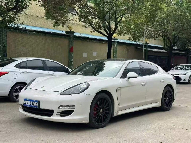 广州13年保时捷帕拉梅拉2