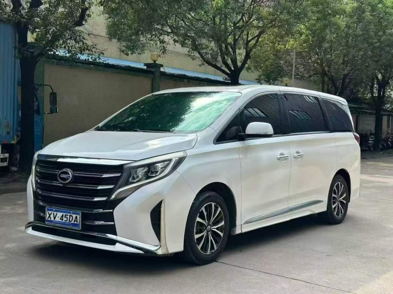 广州20年传祺M82