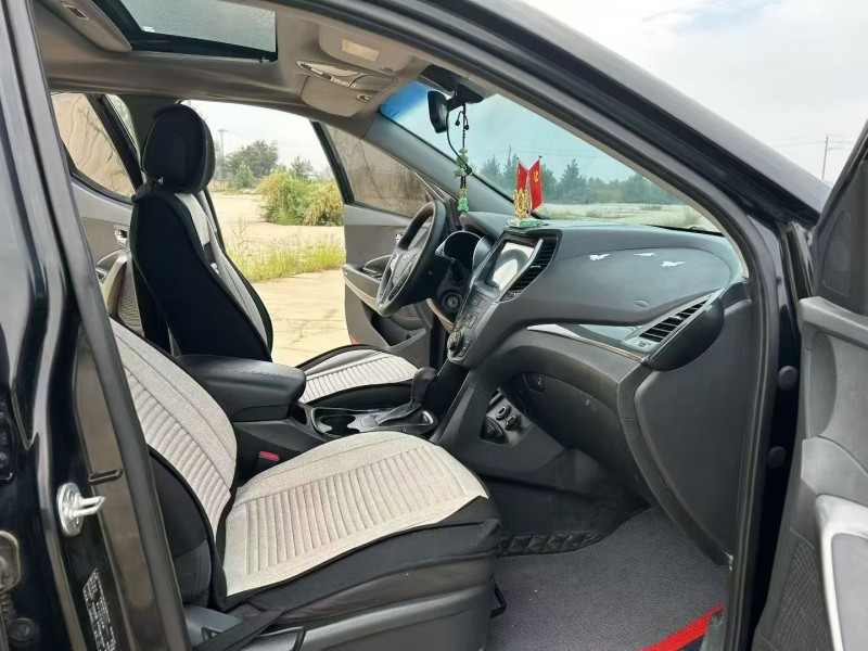 保定14年现代新胜达9