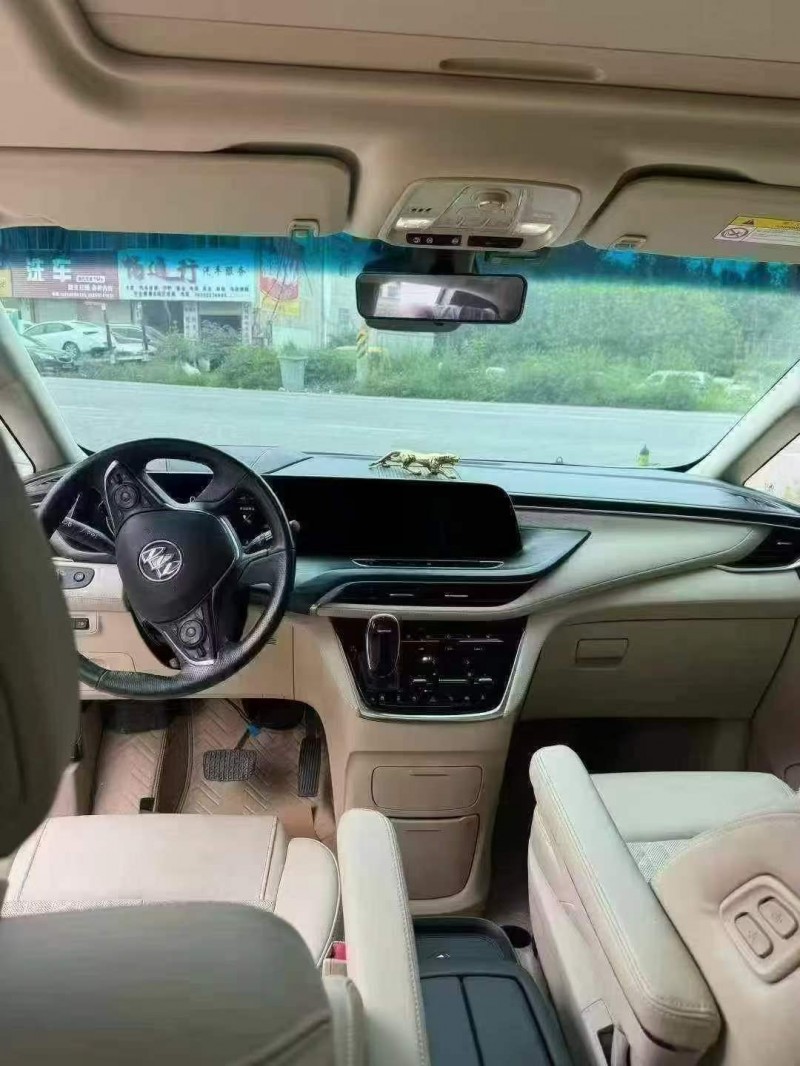 淮北22年别克GL84