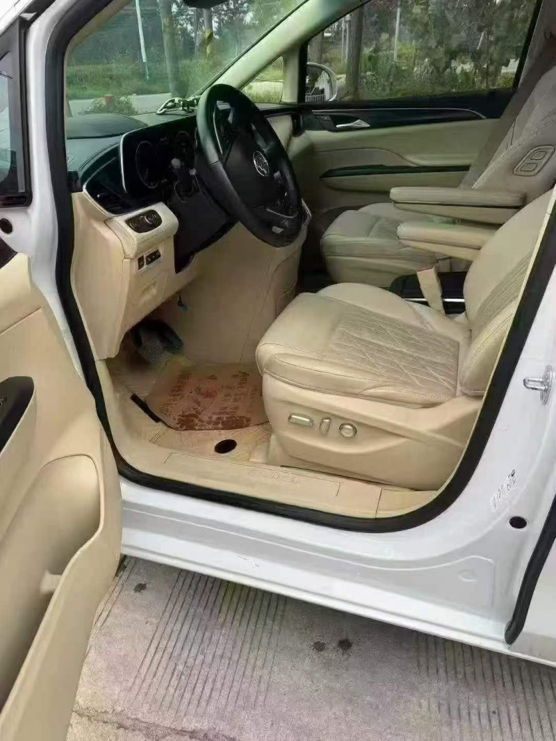 淮北22年别克GL85