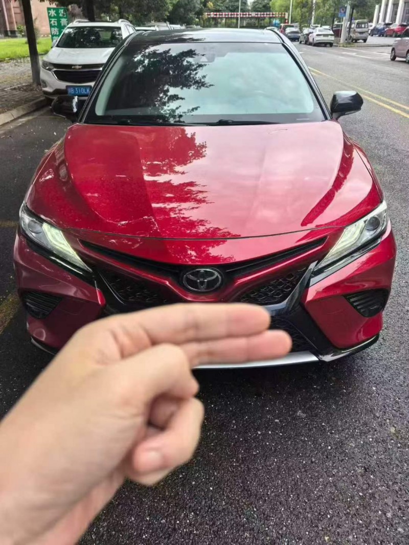 成都19年丰田凯美瑞1