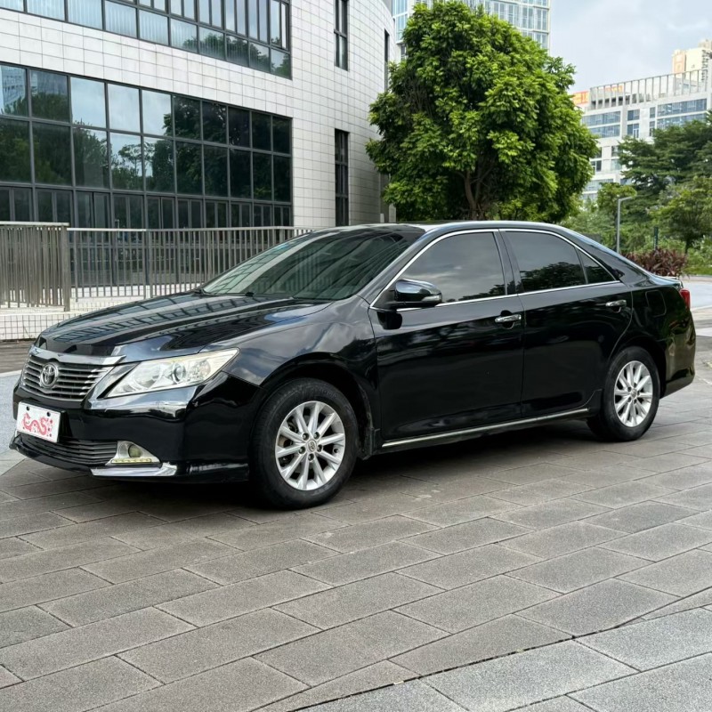 佛山14年丰田凯美瑞3