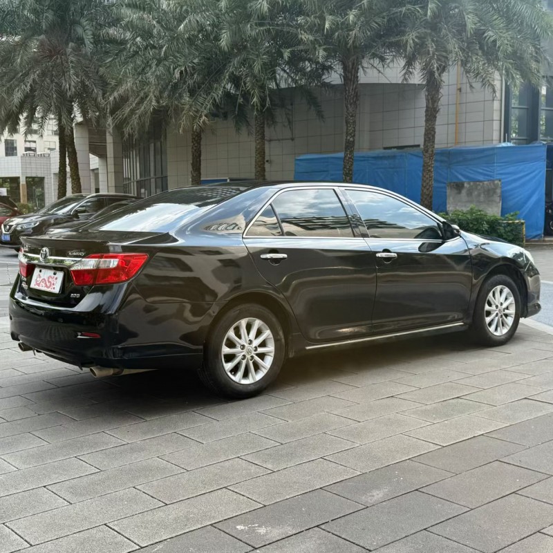 佛山14年丰田凯美瑞7