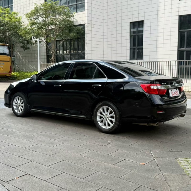 佛山14年丰田凯美瑞8