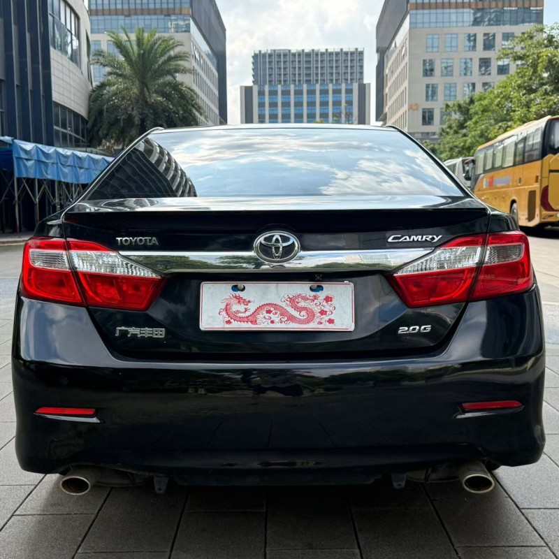 佛山14年丰田凯美瑞9