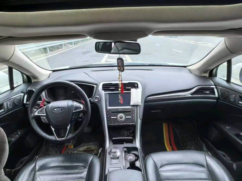 广州17年福特蒙迪欧8