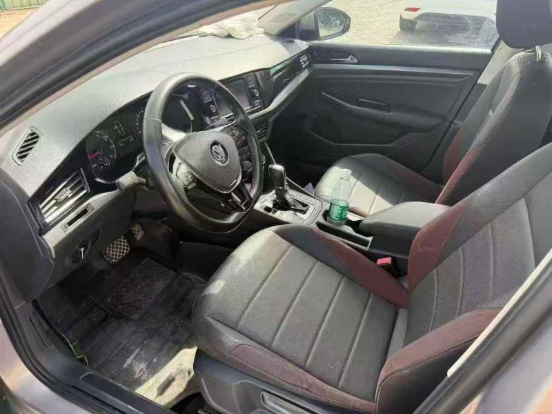 江门19年大众宝来5