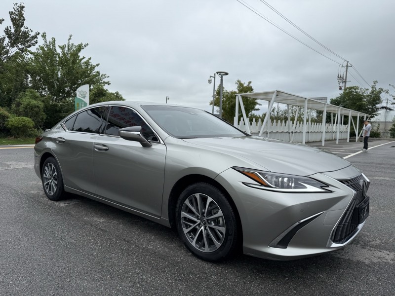 盐城24年雷克萨斯ES2