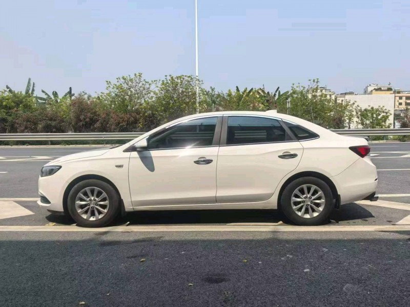 广州18年别克英朗6