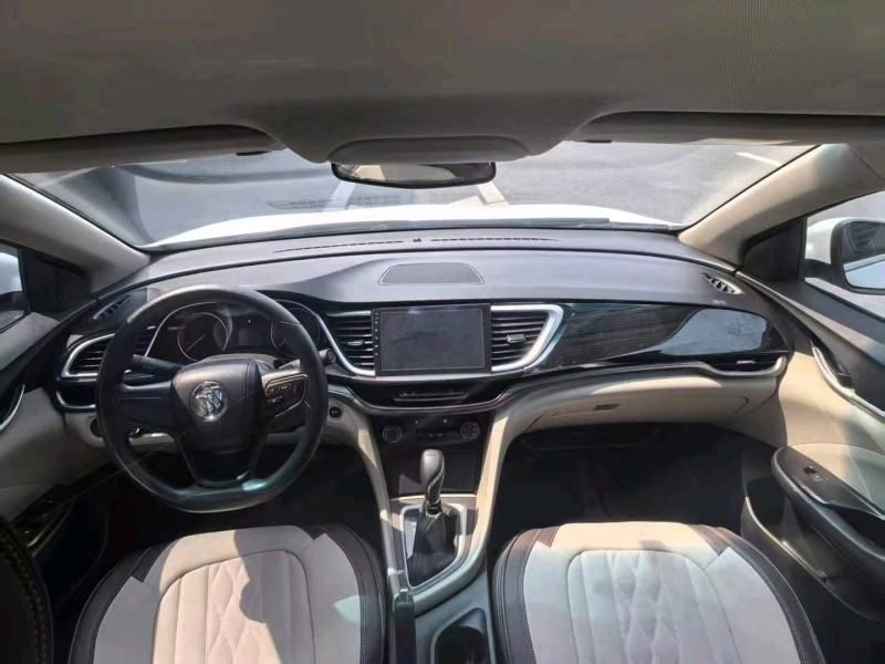 广州18年别克英朗7