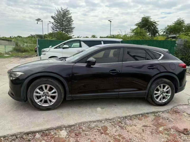 江门17年马自达CX-48