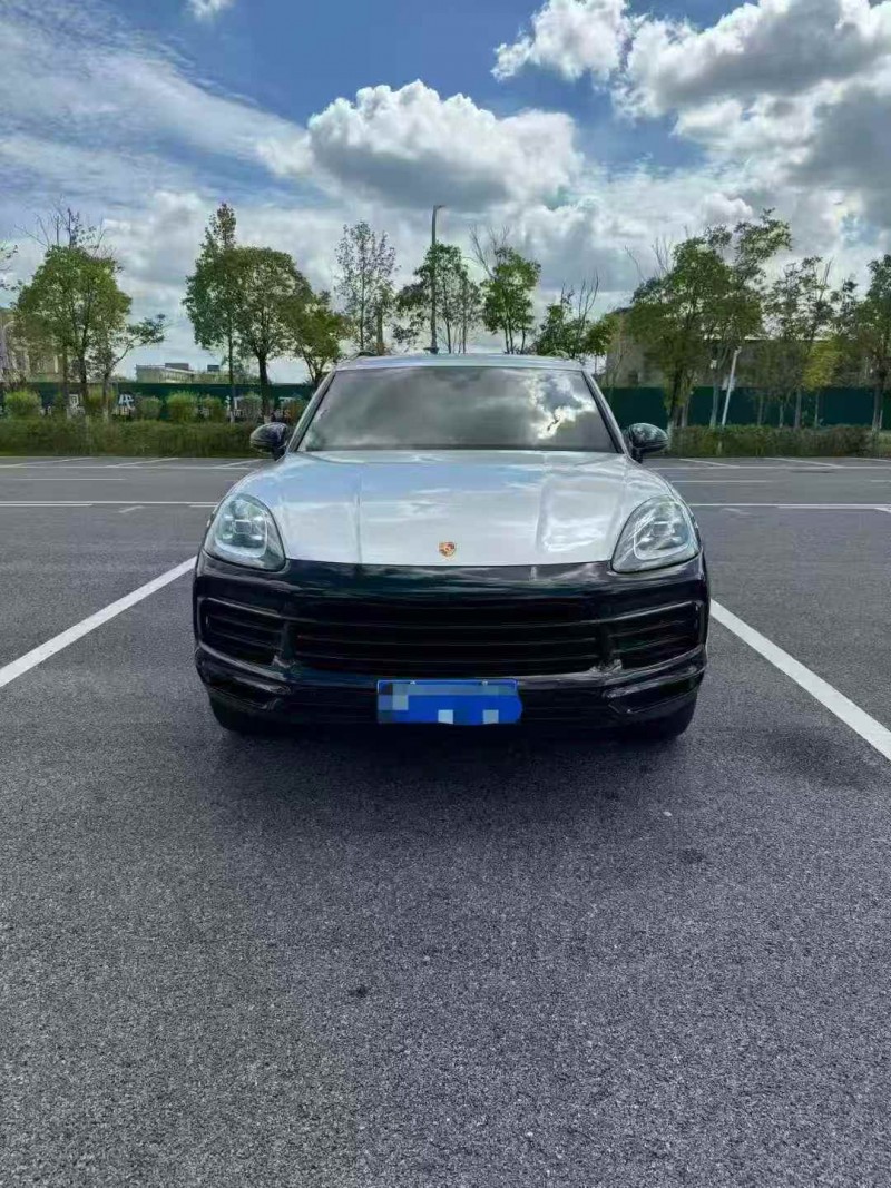 九江20年保时捷卡宴1