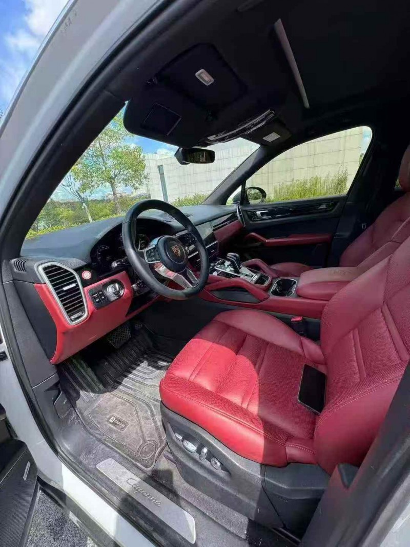 九江20年保时捷卡宴5