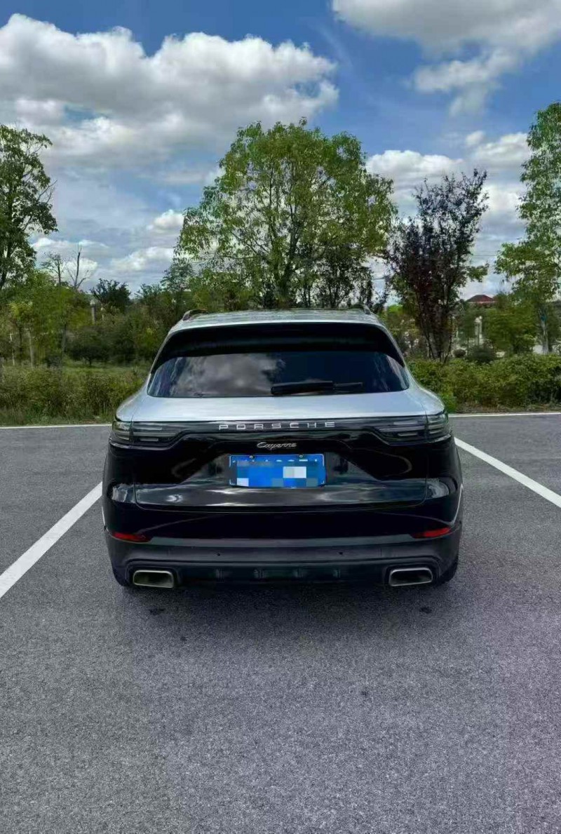 九江20年保时捷卡宴9