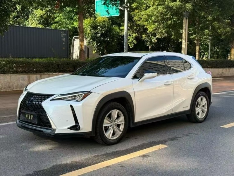 深圳21年雷克萨斯UX3