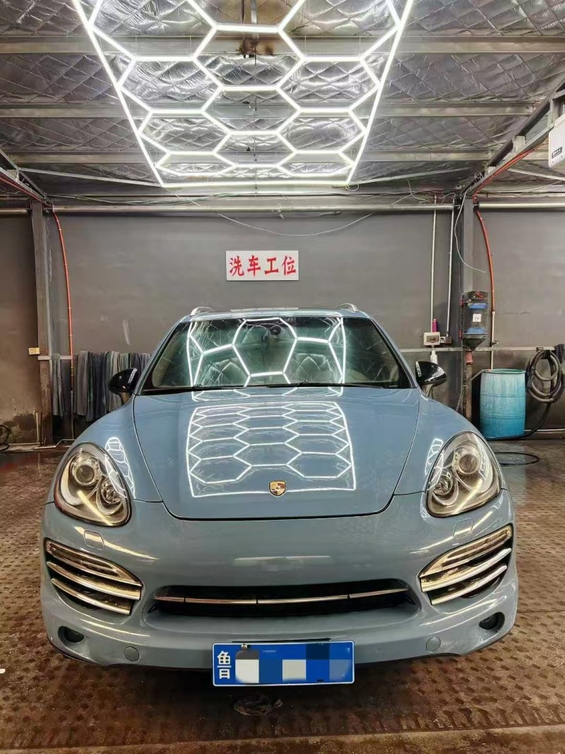 潍坊12年保时捷卡宴1