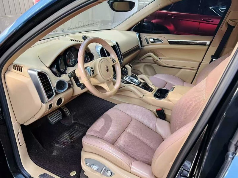 潍坊12年保时捷卡宴4